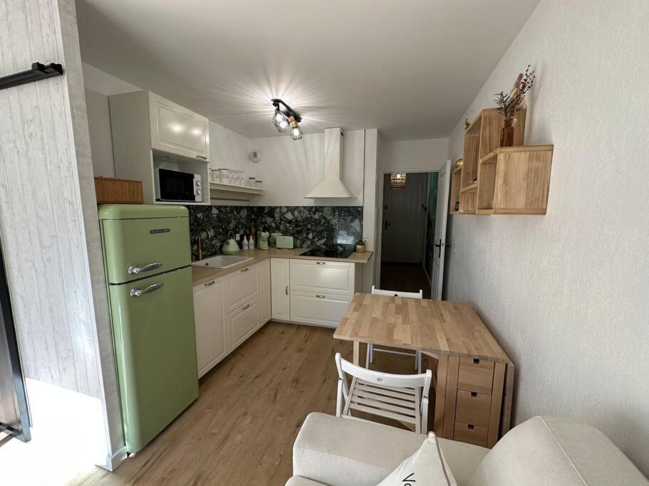 L'Appart Ideal Famille, Terrasse, Piscine, Plage Вилньов Любе Екстериор снимка